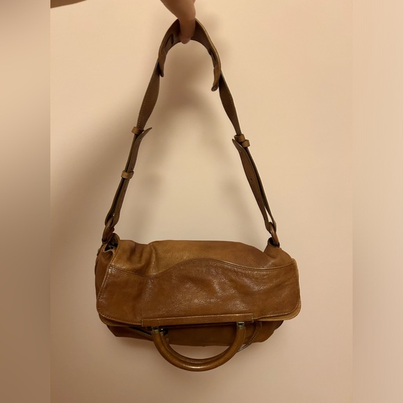 BCBG Camel Leather satchel - used twice - Picture 4 of 9
